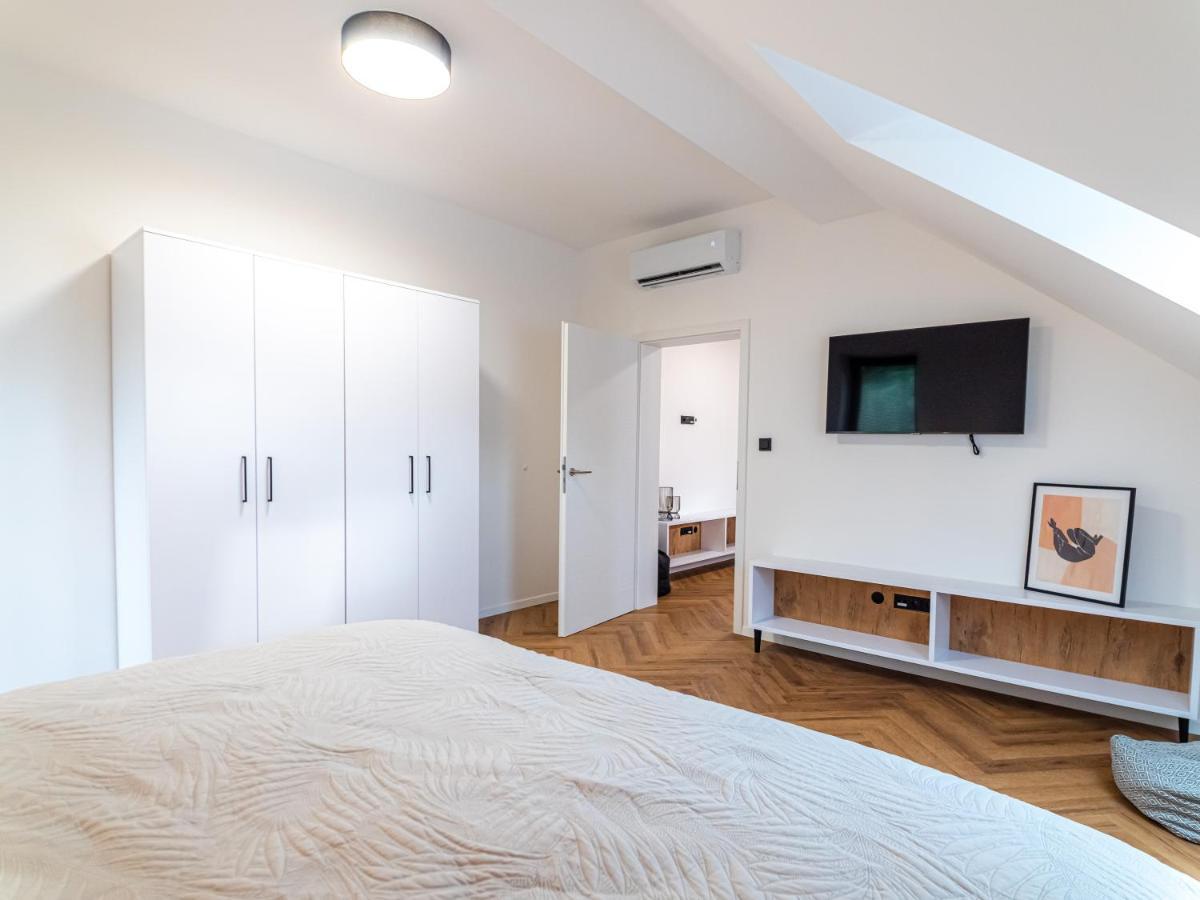 Villa U Zamku Sobotín Exteriör bild