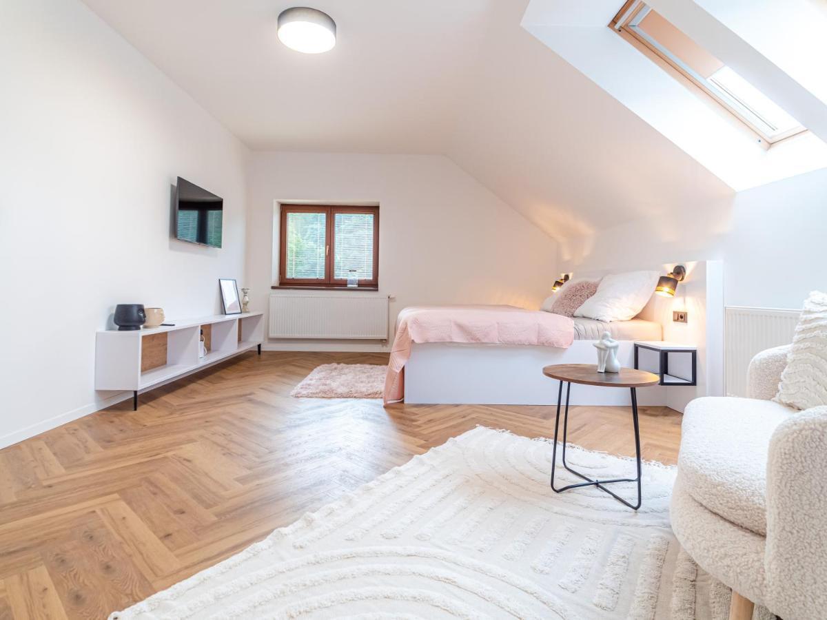 Villa U Zamku Sobotín Exteriör bild